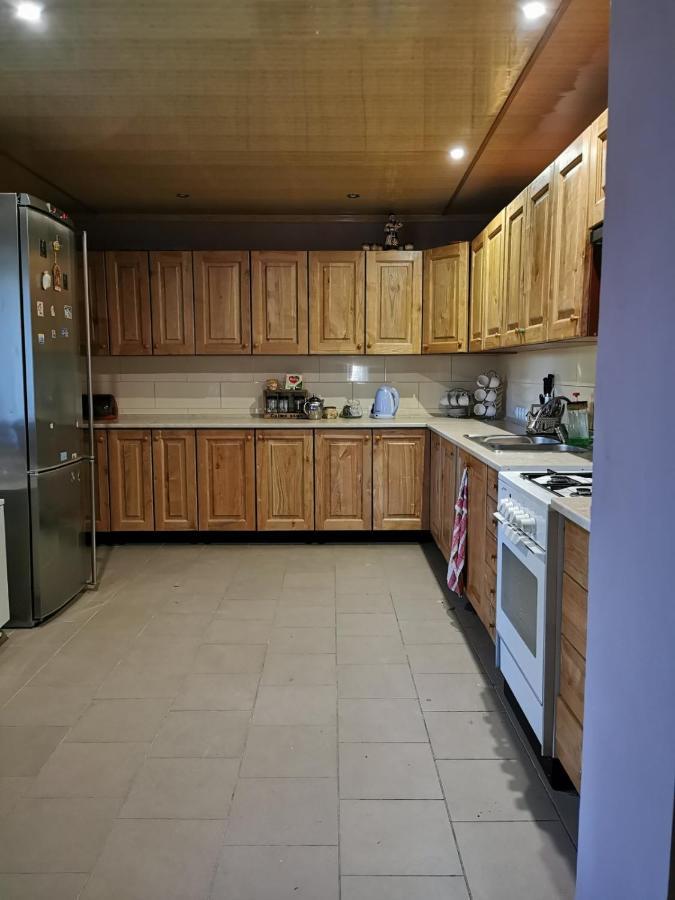 Біла хата Apartment Iltsi Екстериор снимка