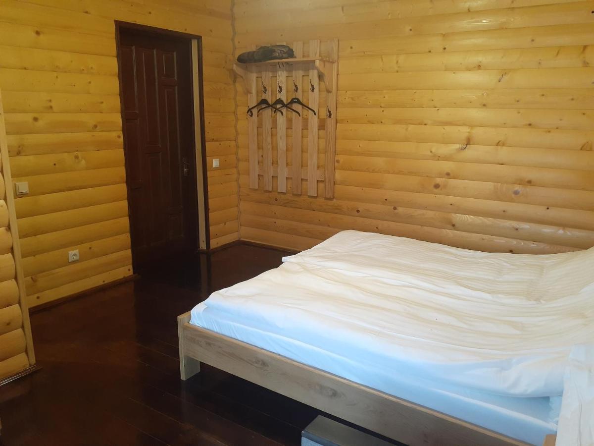 Біла хата Apartment Iltsi Екстериор снимка