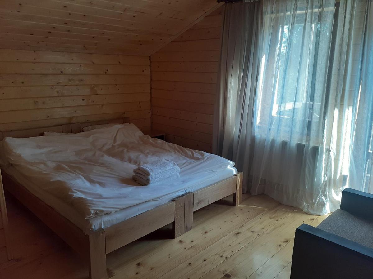 Біла хата Apartment Iltsi Екстериор снимка