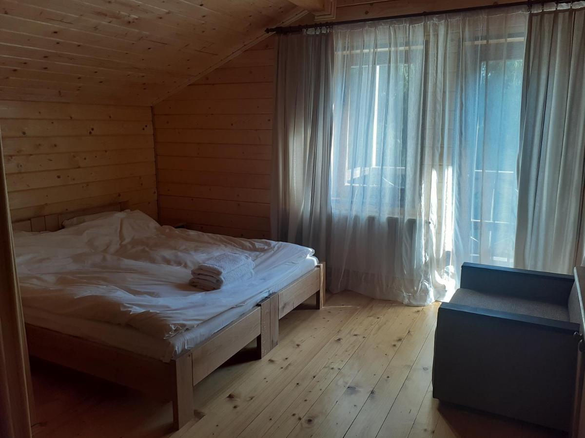 Біла хата Apartment Iltsi Екстериор снимка