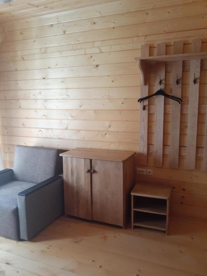 Біла хата Apartment Iltsi Екстериор снимка