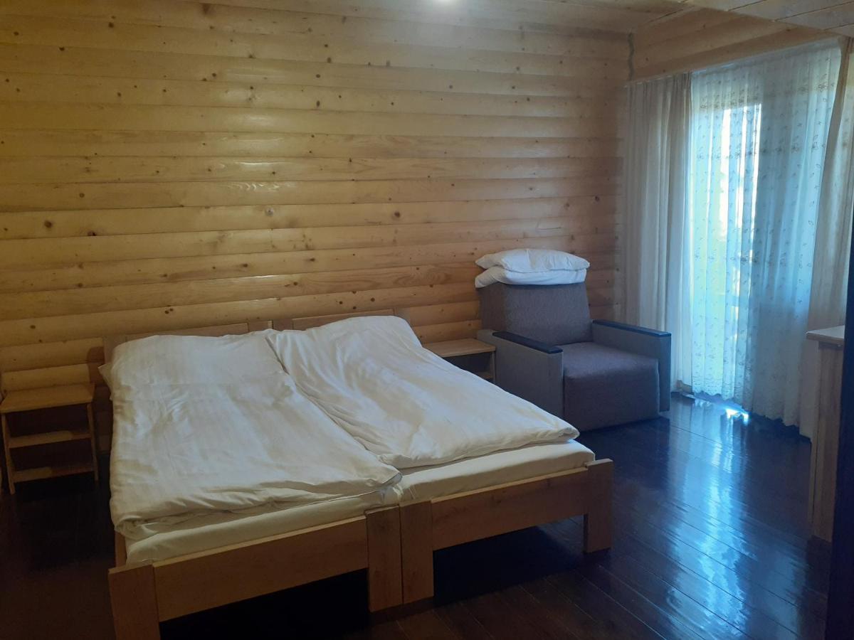 Біла хата Apartment Iltsi Екстериор снимка