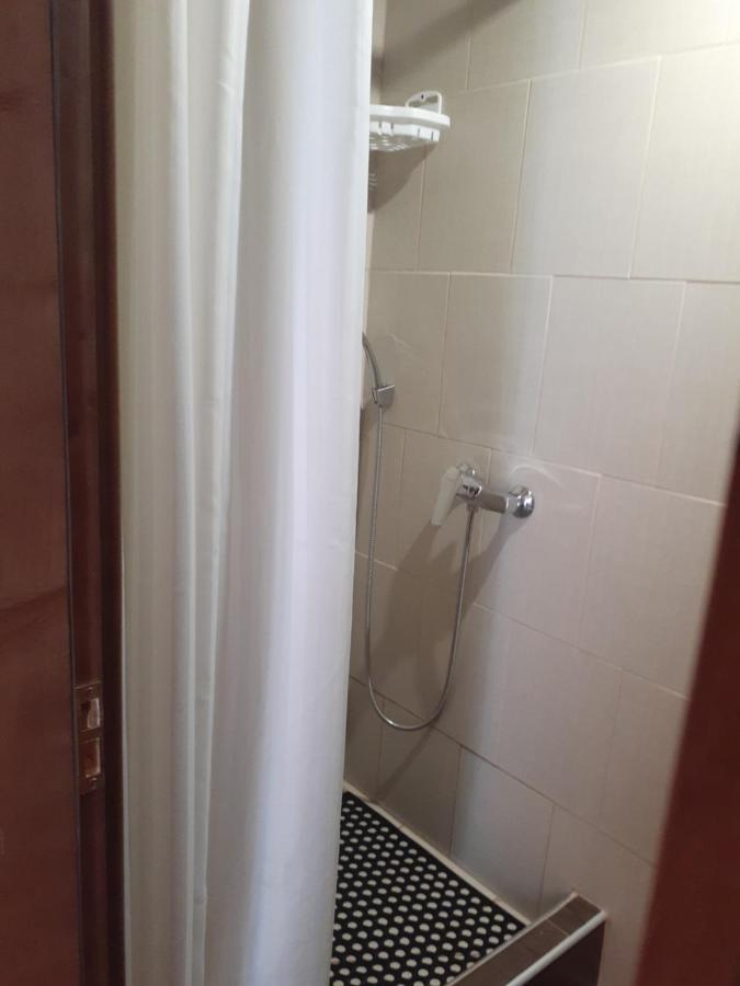 Біла хата Apartment Iltsi Екстериор снимка