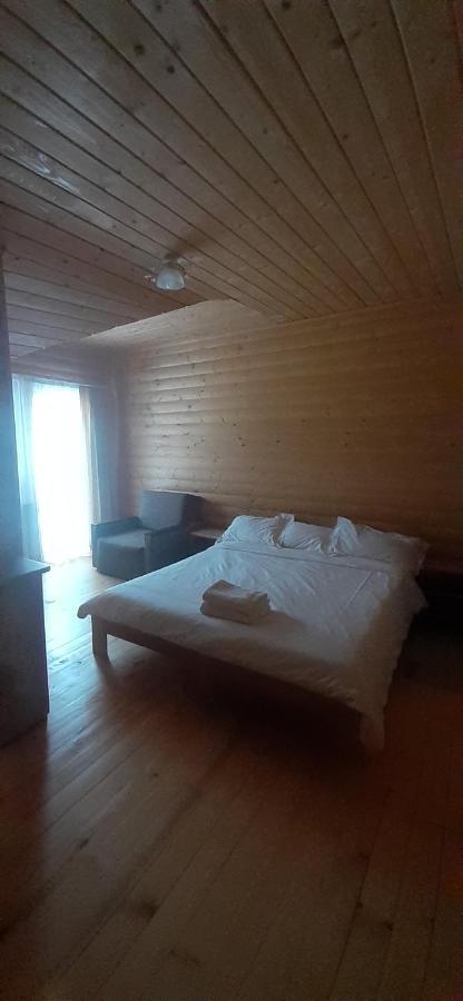 Біла хата Apartment Iltsi Екстериор снимка