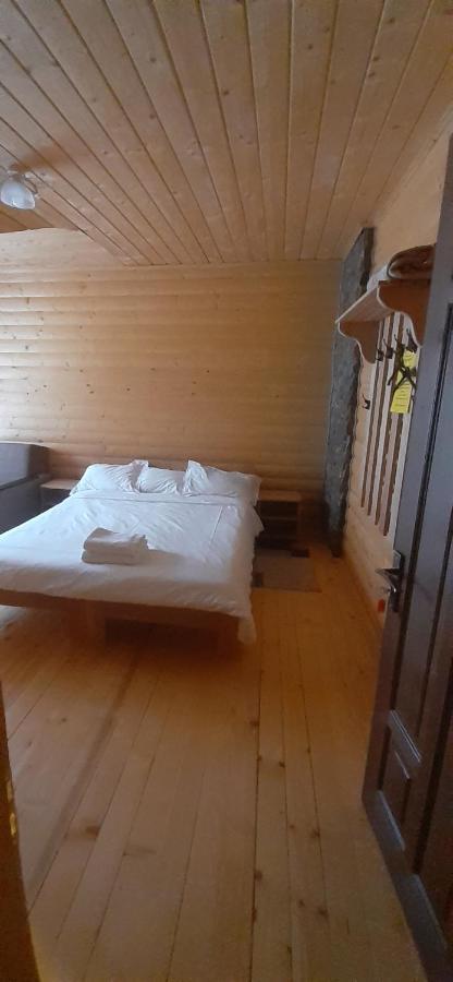 Біла хата Apartment Iltsi Екстериор снимка